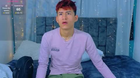 nicolastorres__ online show from April 2, 2026, 8:01 am