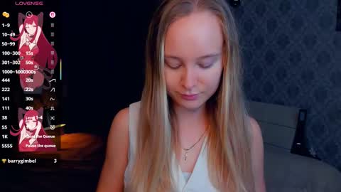 Nicoletta online show from September 14, 2025, 6:18 pm