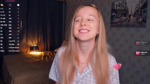 Nicoletta online show from November 3, 2025, 6:09 pm