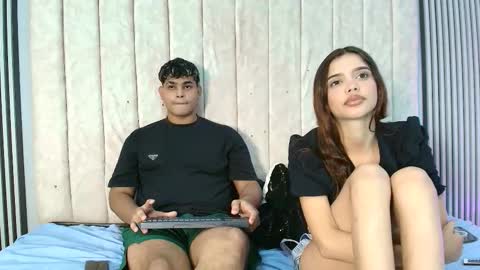 nicole_and_thiago online show from September 12, 2025, 10:10 pm