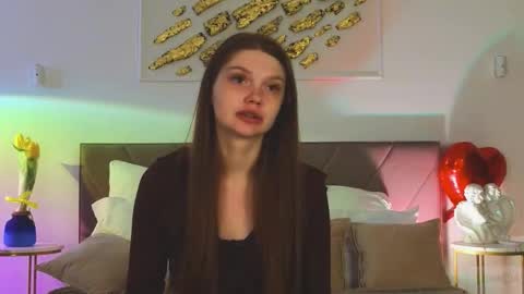 Nicole online show from March 12, 2026, 9:21 pm