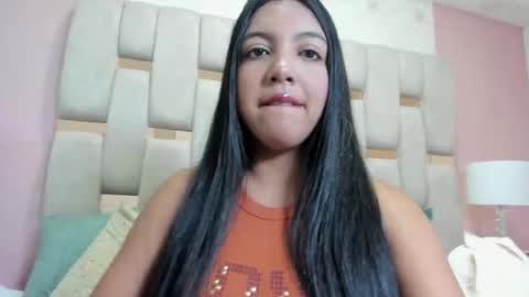 nicole_fisherr online show from December 21, 2025, 4:52 am