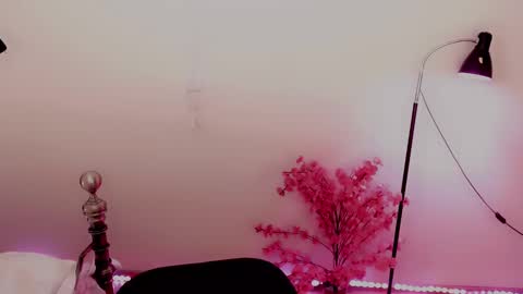 Snapshot of nicole_g0ld_ chatting on January 20, 2025, 5:48 am Nicole online show from January 20, 2025, 5:48 am