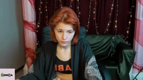 Nicole online show from December 4, 2024, 2:42 am