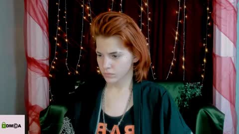 Nicole online show from December 5, 2024, 2:31 am