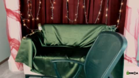 Nicole online show from December 7, 2024, 3:47 am