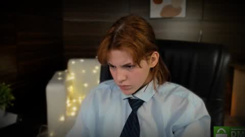 Nicole online show from December 26, 2024, 1:07 am