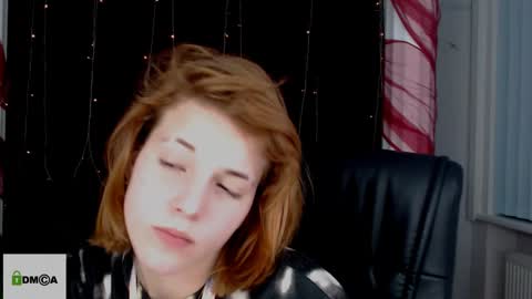 Nicole online show from December 30, 2024, 9:19 pm