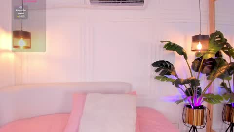 N A T A L I A online show from April 7, 2026, 9:37 pm