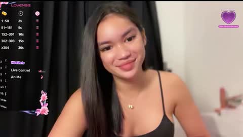 Snapshot of nicolecellini chatting on September 24, 2025, 5:27 pm NICOLE online show from September 24, 2025, 5:27 pm