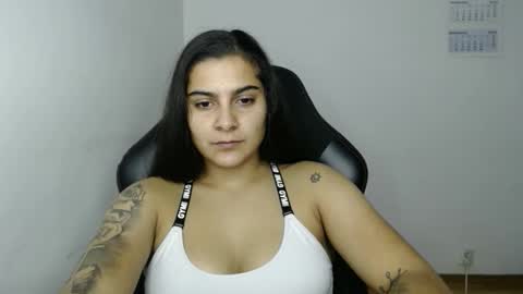Snapshot of nicoleever chatting on November 6, 2025, 9:37 pm nicoleever online show from November 6, 2025, 9:37 pm