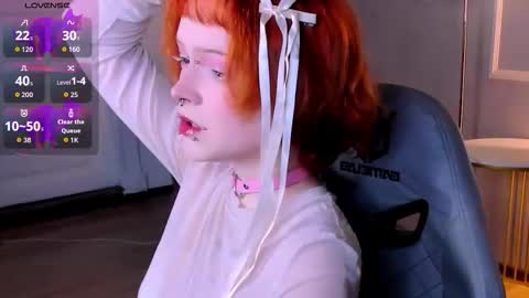 Nicole online show from September 21, 2025, 8:43 pm