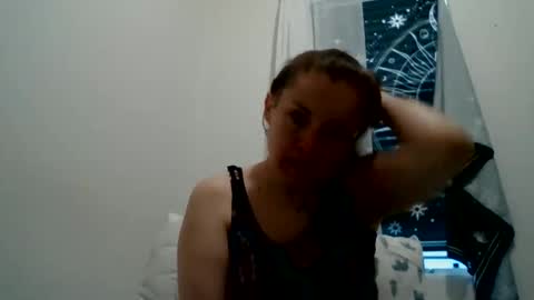 Nicole online show from May 24, 2026, 11:48 am
