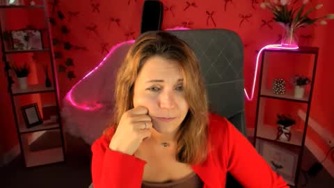 nicolehits online show from September 29, 2025, 5:45 am