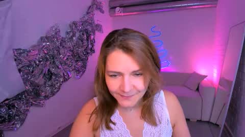 nicolehits online show from January 13, 2026, 1:16 pm