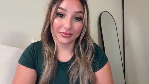 nicolelovesyou444 online show from October 1, 2025, 11:05 am