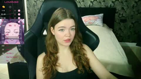 Snapshot of nicolemeew chatting on April 6, 2026, 12:17 pm NicoleMeew online show from April 6, 2026, 12:17 pm