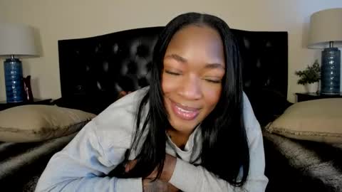 Nicole online show from March 14, 2026, 9:09 pm