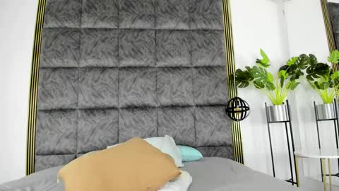 Nicole online show from January 11, 2025, 12:01 am