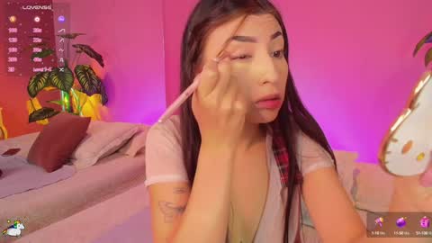 Nicol  online show from December 4, 2024, 1:42 pm