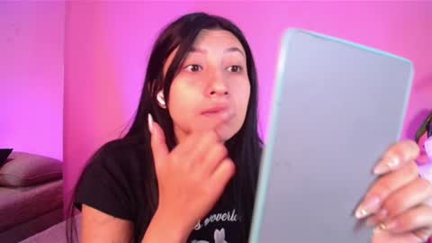 Nicol  online show from January 4, 2025, 1:10 pm