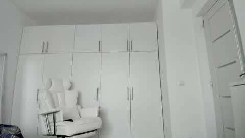 Snapshot of nicolledelight chatting on September 11, 2025, 4:45 am Nicolle online show from September 11, 2025, 4:45 am