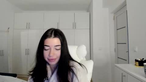 Snapshot of nicolledelight chatting on October 13, 2025, 4:56 am Nicolle online show from October 13, 2025, 4:56 am