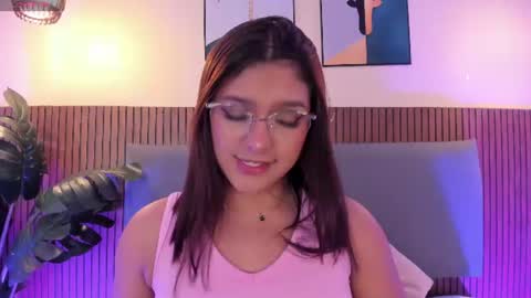 Snapshot of nicolleevan_ chatting on July 6, 2026, 12:13 pm NICOLLE EVANS online show from July 6, 2026, 12:13 pm