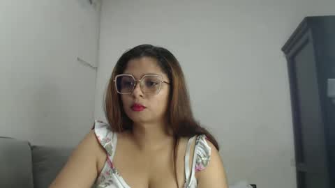 Snapshot of nicollgreen chatting on September 27, 2025, 1:49 pm NicollGreen online show from September 27, 2025, 1:49 pm