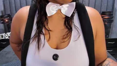 NicolleRose online show from October 11, 2025, 3:06 am