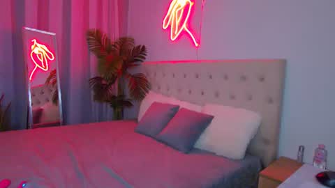 NicolRos online show from June 12, 2026, 2:49 pm