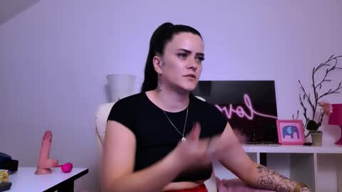 Nicol Sparkle online show from April 21, 2026, 9:48 am