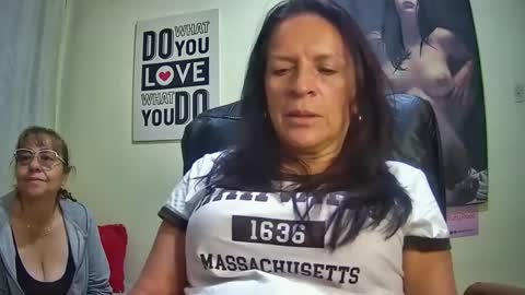 nicoltatiana_ online show from February 12, 2026, 11:44 pm