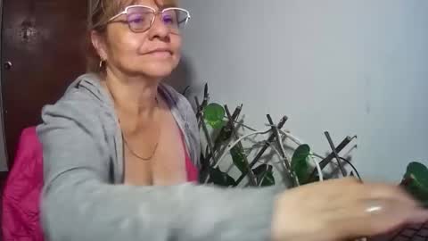 nicoltatiana_ online show from February 23, 2026, 4:21 am