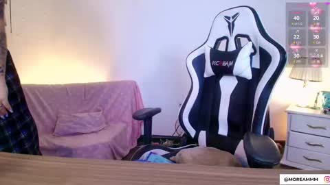 Nicol online show from October 25, 2025, 1:46 am