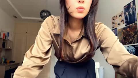 Snapshot of nievesshippey chatting on February 16, 2026, 9:16 am Hanna online show from February 16, 2026, 9:16 am