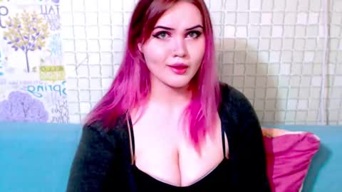 Snapshot of night_shine chatting on February 17, 2025, 2:09 am night_shine online show from February 17, 2025, 2:09 am