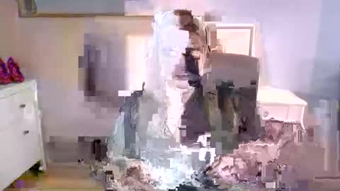 Snapshot of nightholly chatting on February 9, 2026, 5:11 am Holly online show from February 9, 2026, 5:11 am