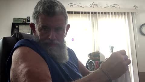 nightmoves1970 online show from September 18, 2025, 5:26 pm