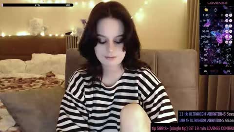  Darcy online show from December 22, 2025, 6:16 pm