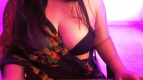 nightqueen107446 online show from February 19, 2025, 9:06 am