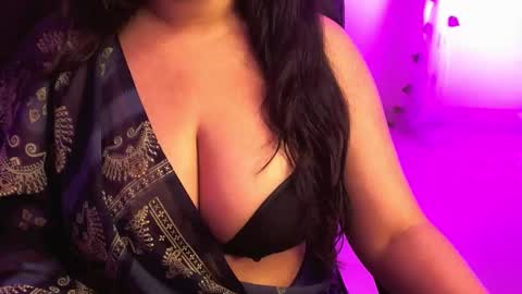 nightqueen107446 online show from October 23, 2025, 5:18 am