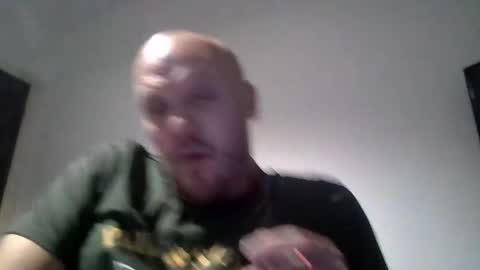 nighttime online show from November 3, 2025, 9:59 pm