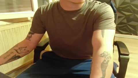 niglo620 online show from April 19, 2026, 8:57 am