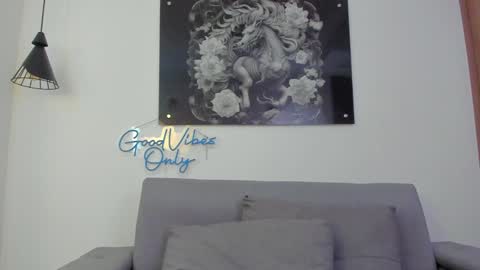 Niick online show from December 24, 2024, 8:38 pm