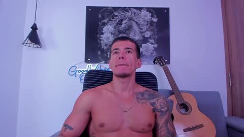 Niick online show from February 1, 2025, 5:18 am