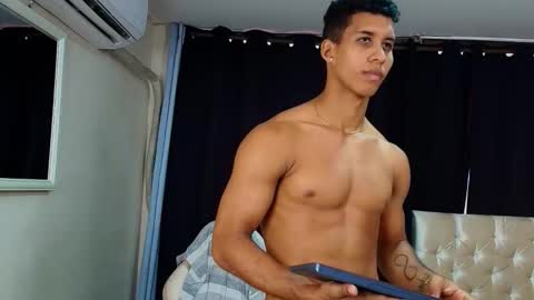 Niico online show from January 16, 2026, 3:27 pm