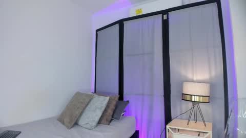 Niicole online show from January 7, 2026, 7:05 pm