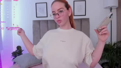 Niicoleta  online show from November 23, 2025, 8:52 pm