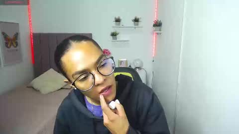          online show from February 28, 2025, 3:04 pm